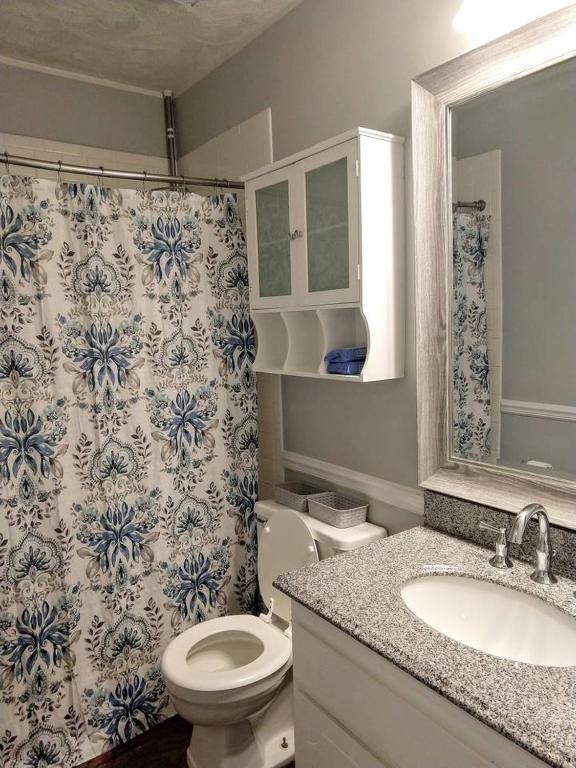 Inviting Condo in Central Raleigh photo