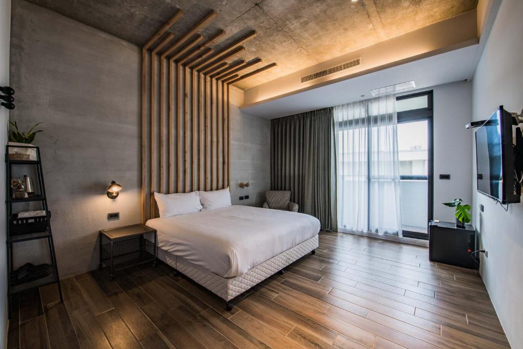 睡得好Sleepillowell, Chua-lien