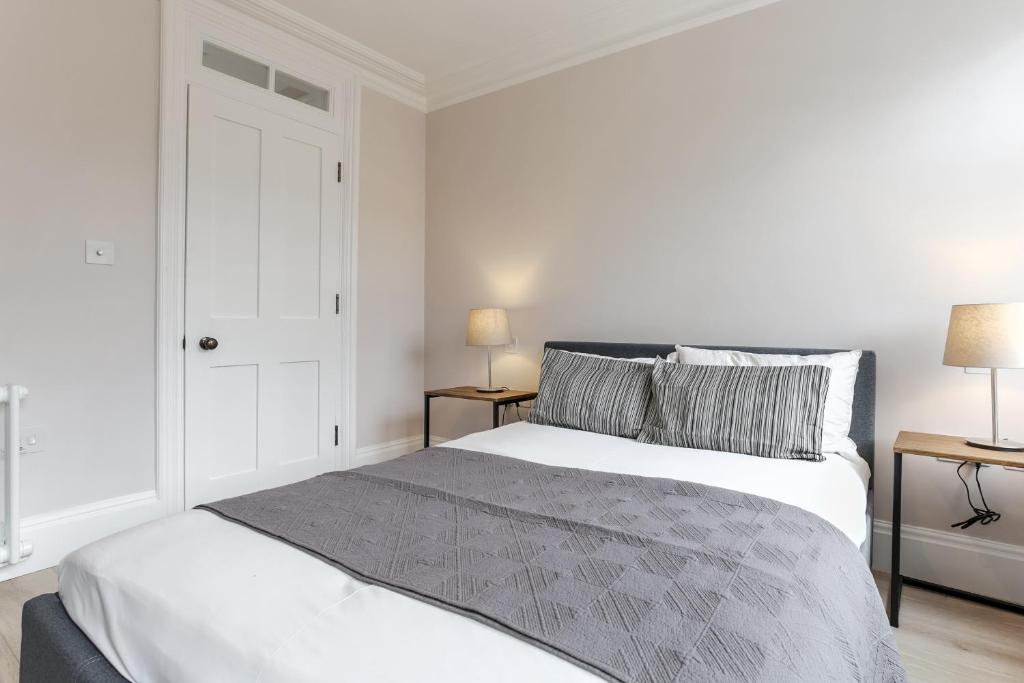 Farringdon Apartments photo