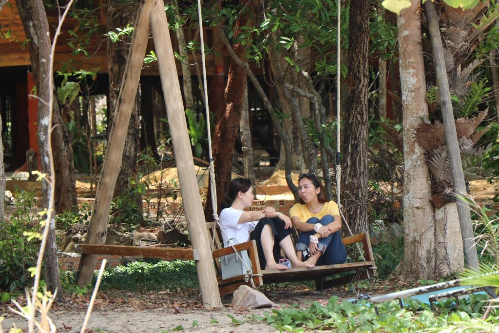 Tree House Bungalows photo