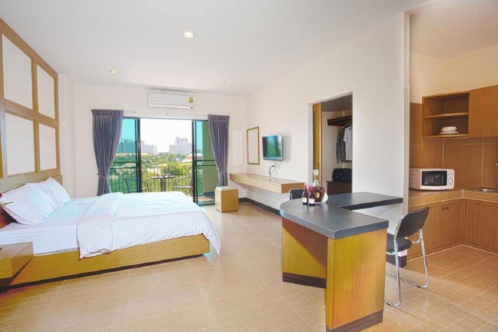 City 1 Residence photo