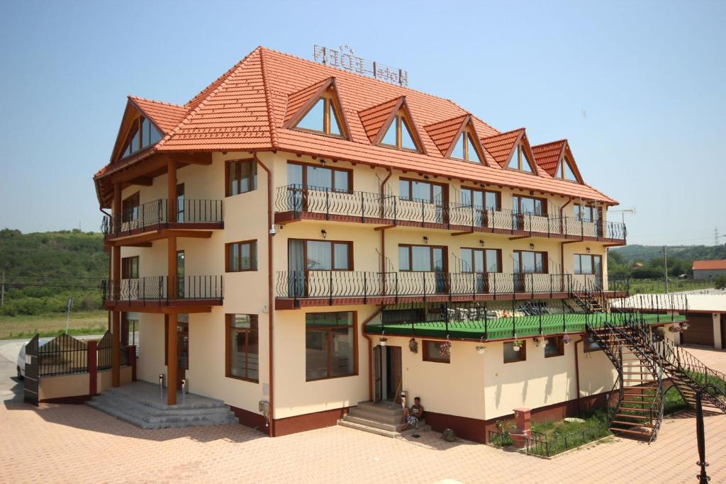 Hotel Eden photo