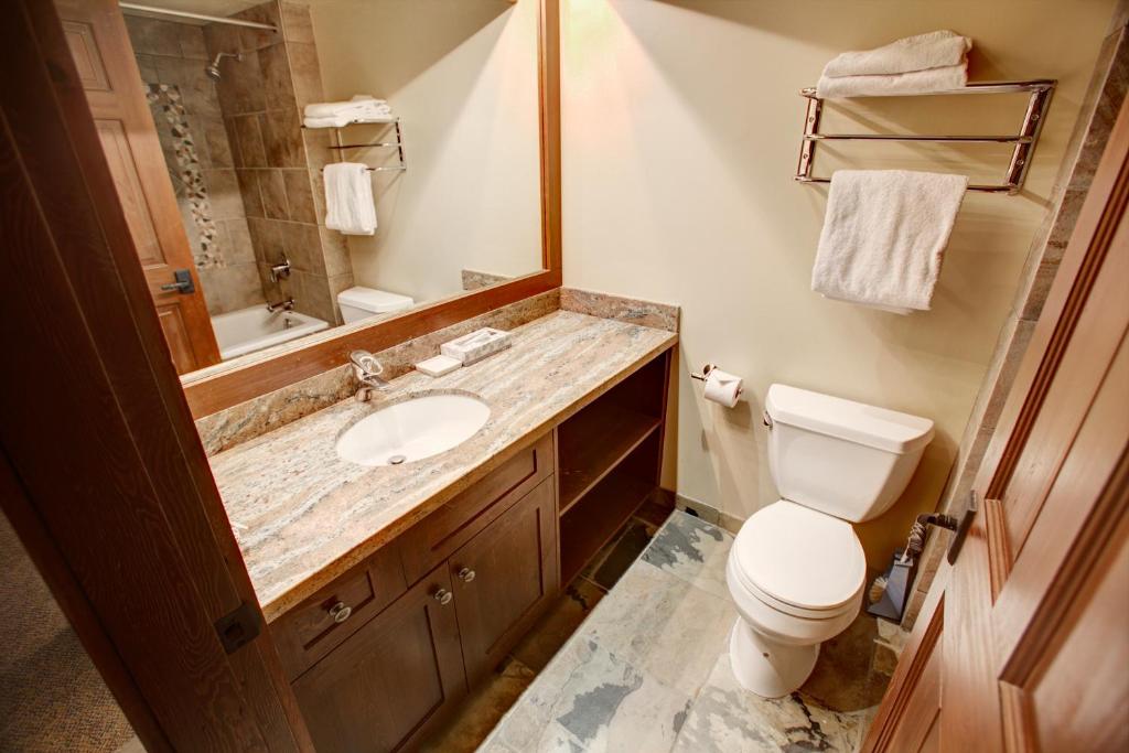 Greystone Lodge photo
