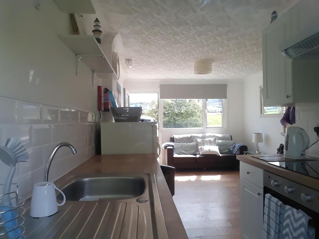 Chalet Driftwood, Isle of Wight photo 3