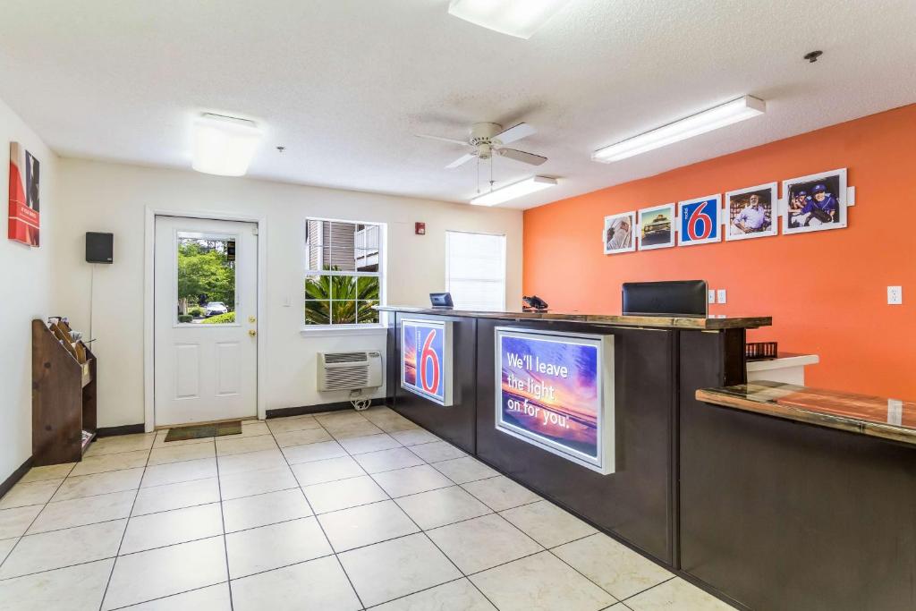 Facilities, Motel 6 Gulf Shores, AL in Gulf Shores (AL)
