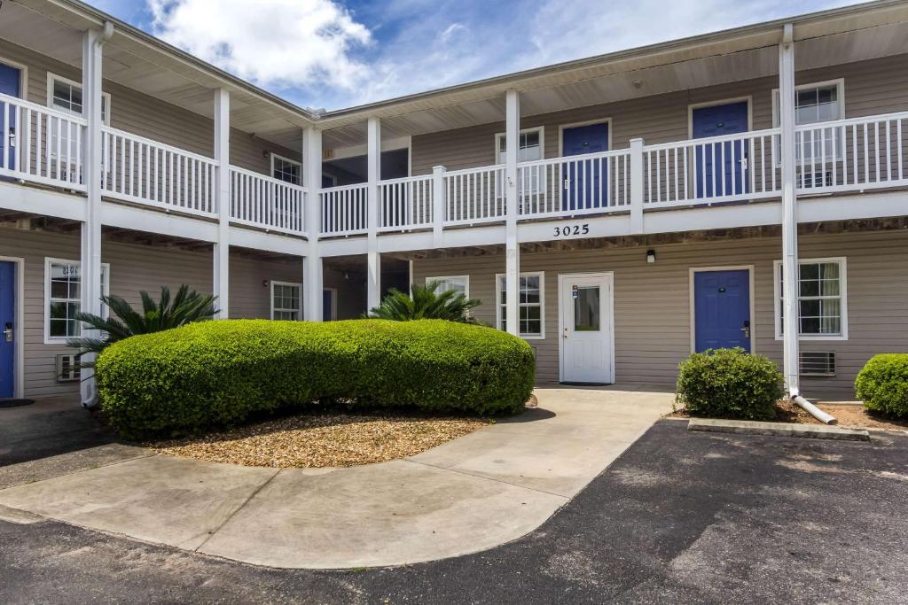 Exterior view, Motel 6 Gulf Shores, AL in Gulf Shores (AL)