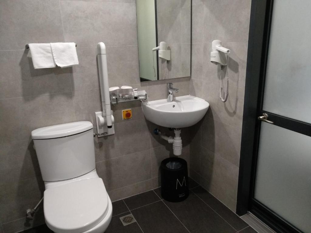 ห้องน้ำ