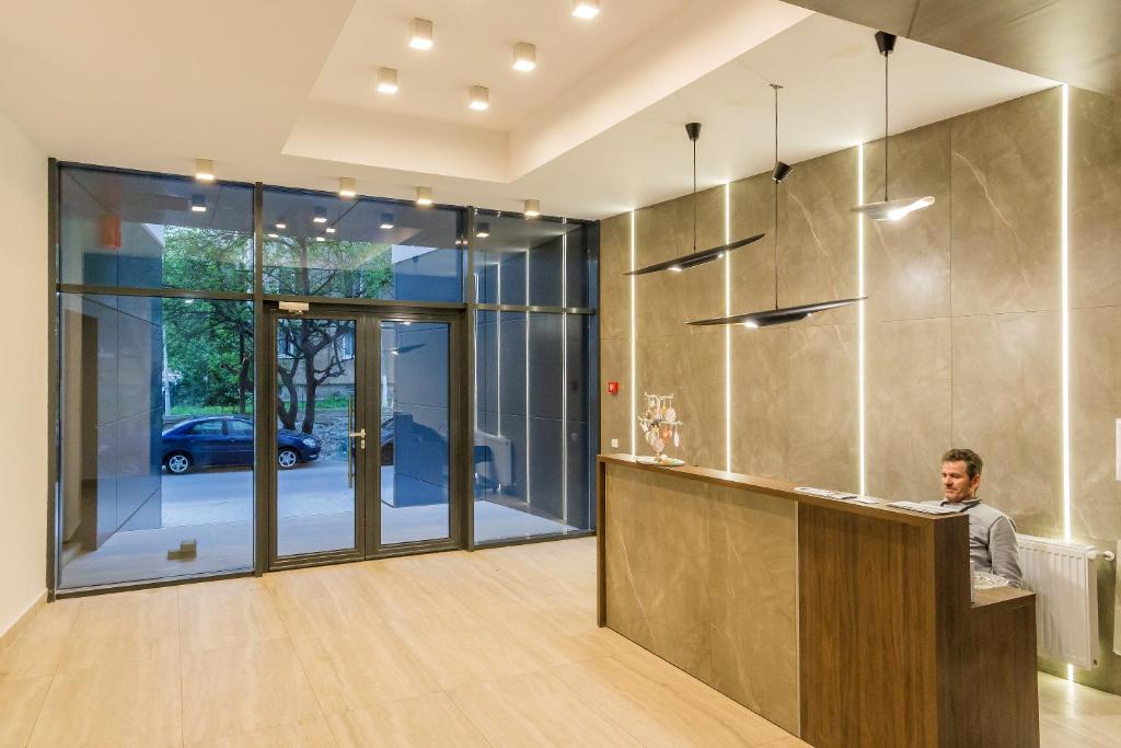 AQUARIUS: Upscale Flat in the Heart of Bucharest! photo