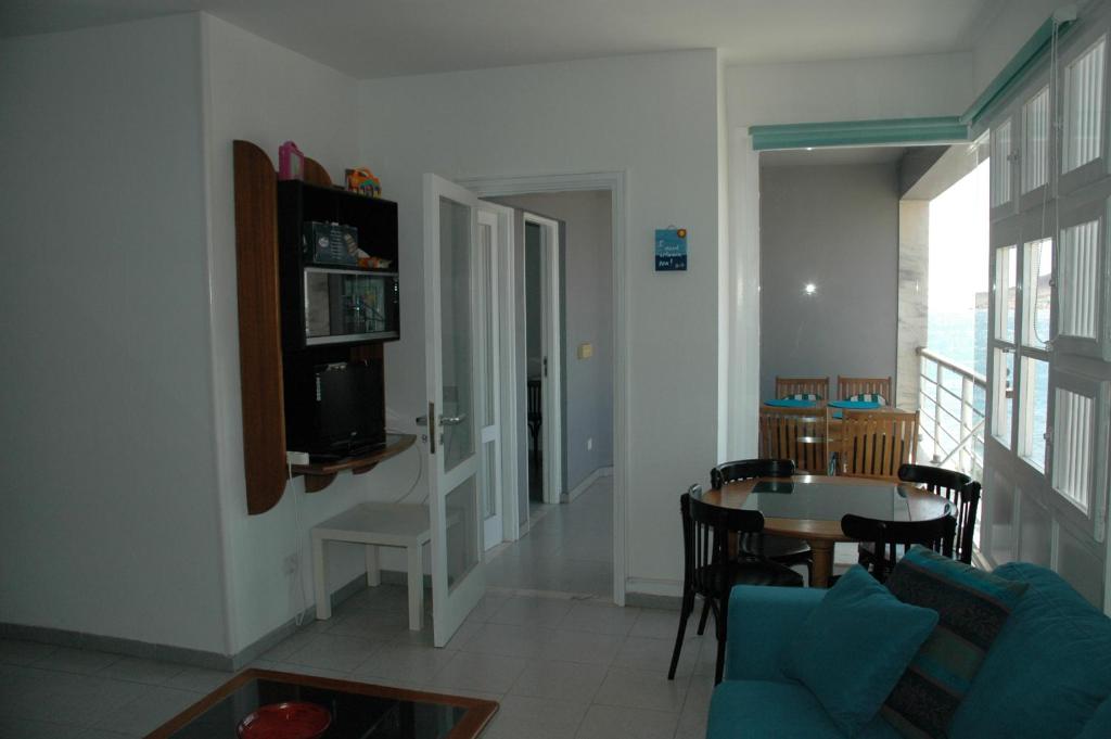 Lovely flat with sea-view, 1 minute walk to beach - 5