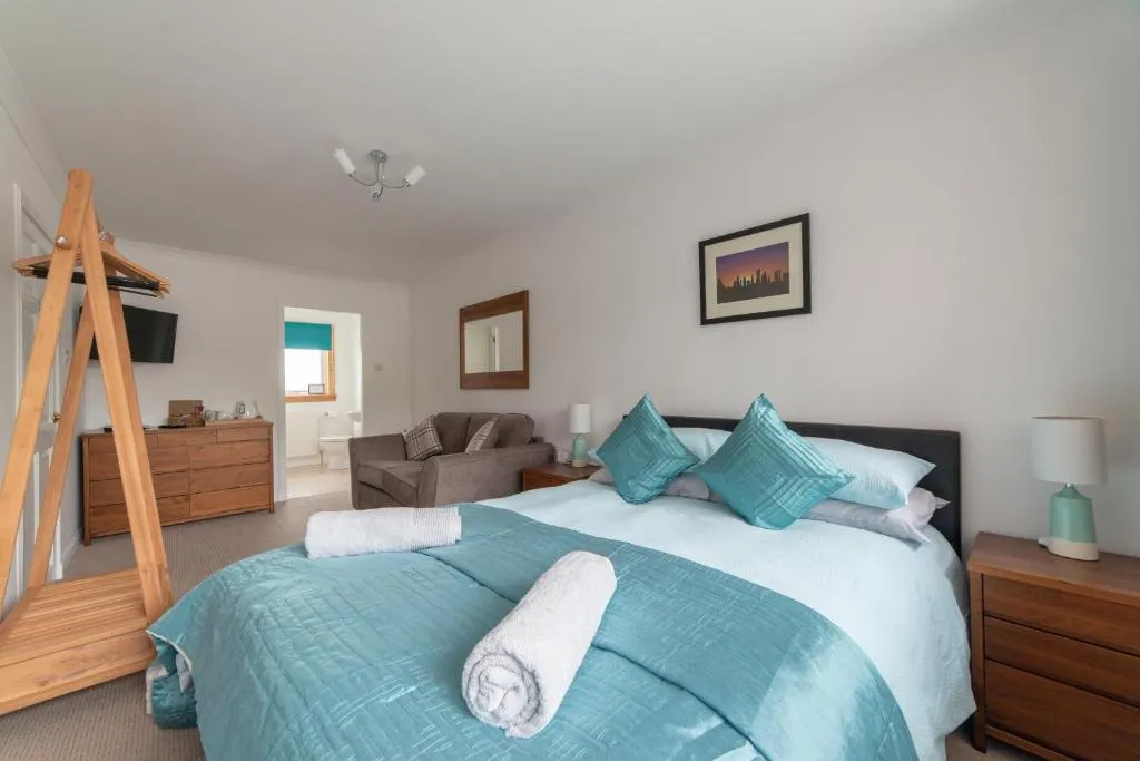 No. Three, hotel in Stornoway