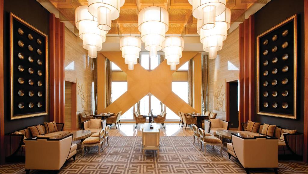 Bar/ Salón