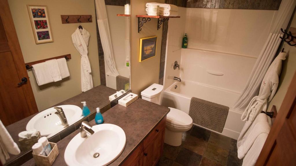 Cedar House Restaurant & Chalets photo