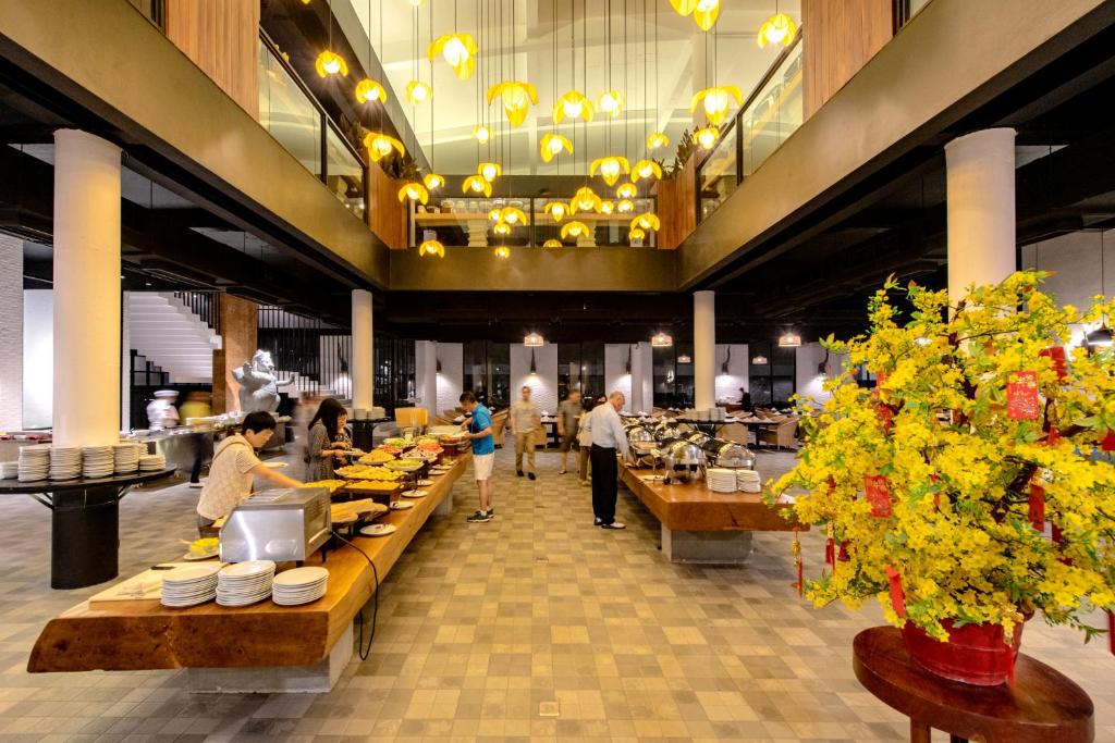 Siem Reap Pacific Hotel & Spa dining