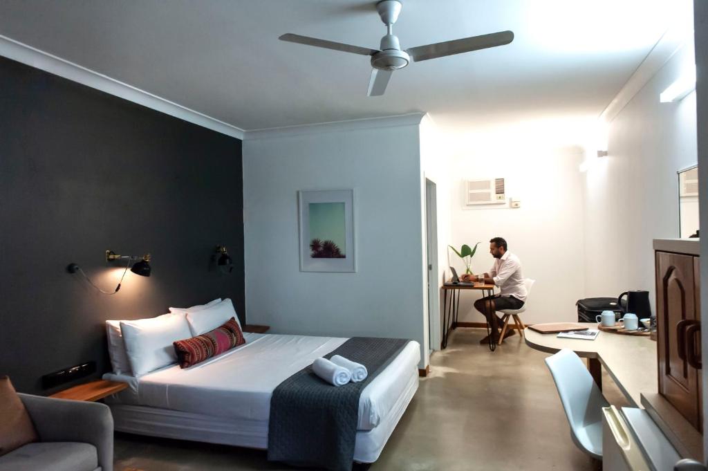 Motel Nomad photo