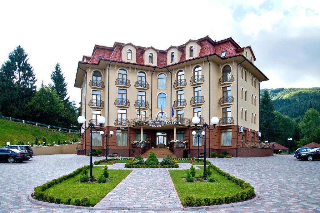 Гостиницы на украине