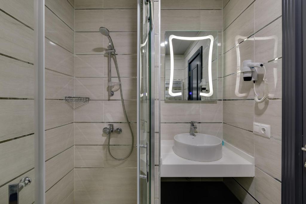 City Hotel Batumi photo