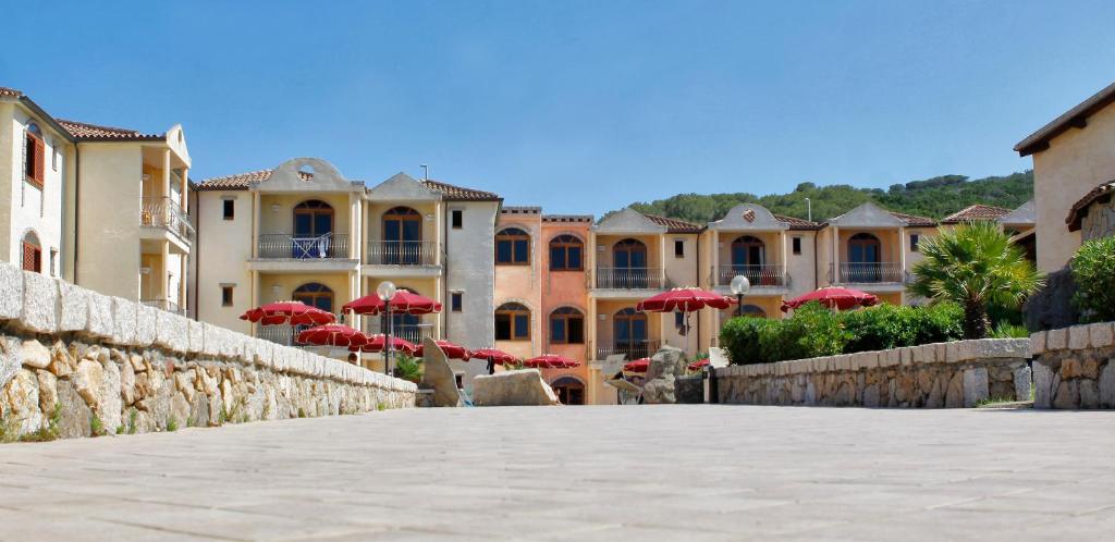 Club Esse Posada — Hotel building in Palau, Sardinia