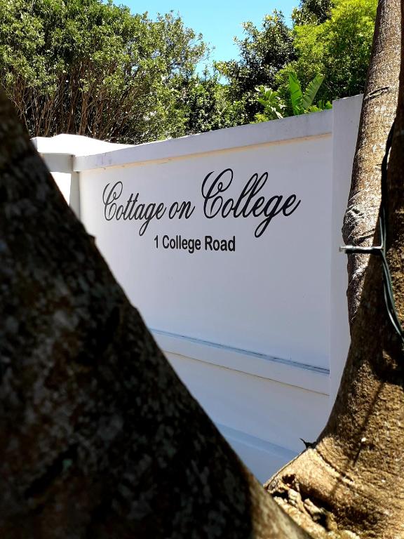 Cottage on College — Hotel in St. Francis Bay