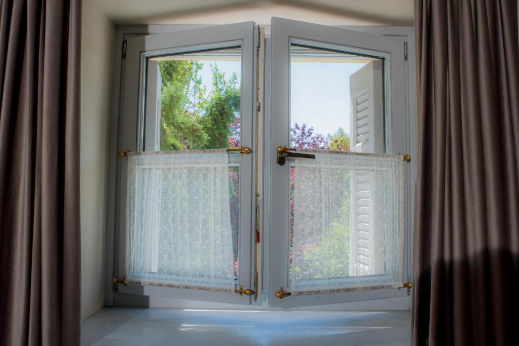Kyria Boutique House photo