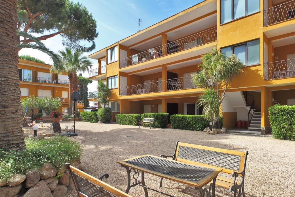 Apartamentos Les Palmeres - 3