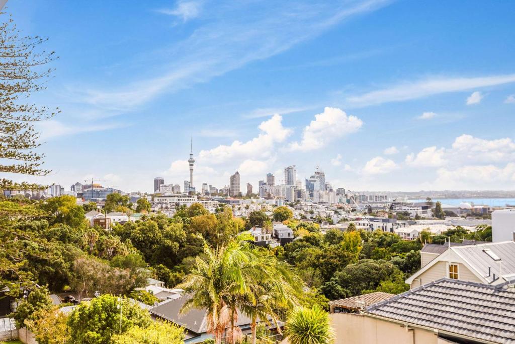 บริการและสิ่งอำนวยความสะดวก