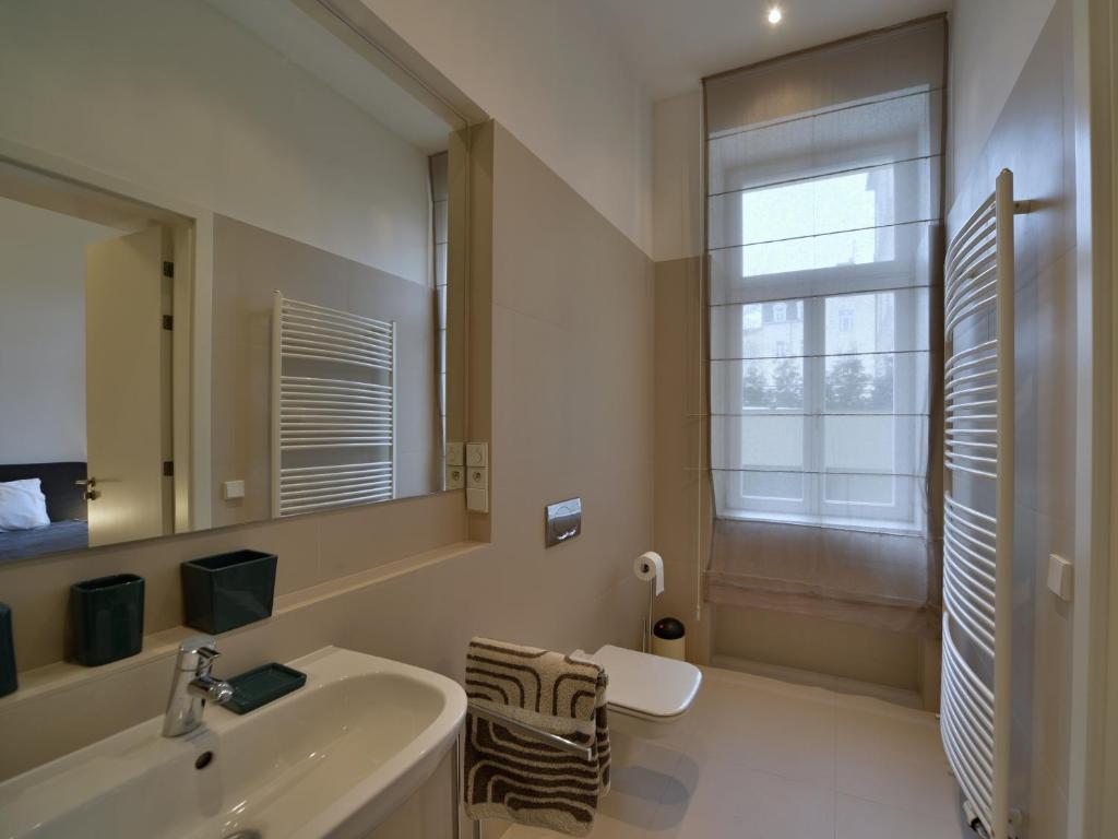 Kolonada luxury 2 bedroom apartment Snezka photo