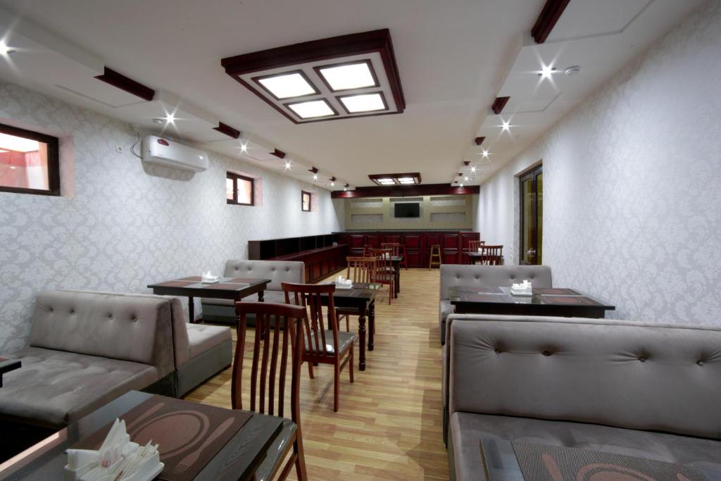 Restaurant, Alliance Hotel Tashkent in Tashkent