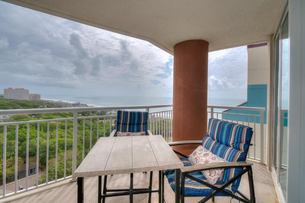 Horizon at 77th Avenue North by Palmetto Vacations photo