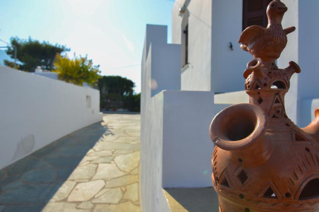 Nikoleta Studios Sifnos photo