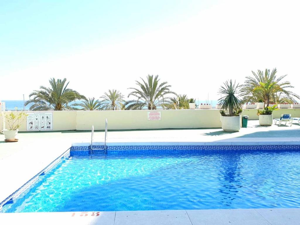 FANTASTIC APARTMENT B IN FRONT OF THE SEA & MARINA - 2