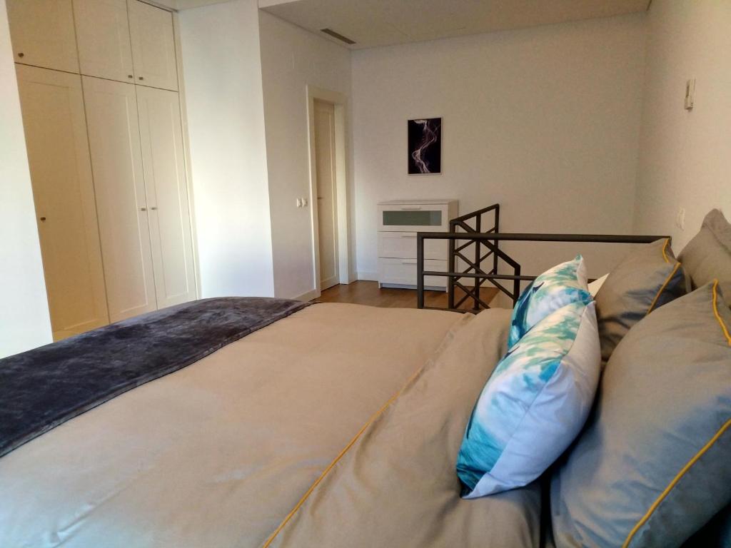 Nice duplex apartment with free pool and garage 전경