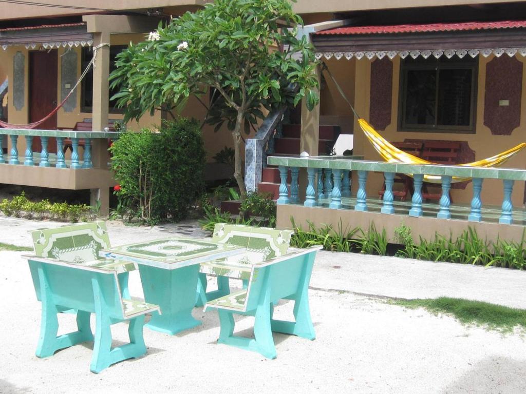 Charung Bungalows photo