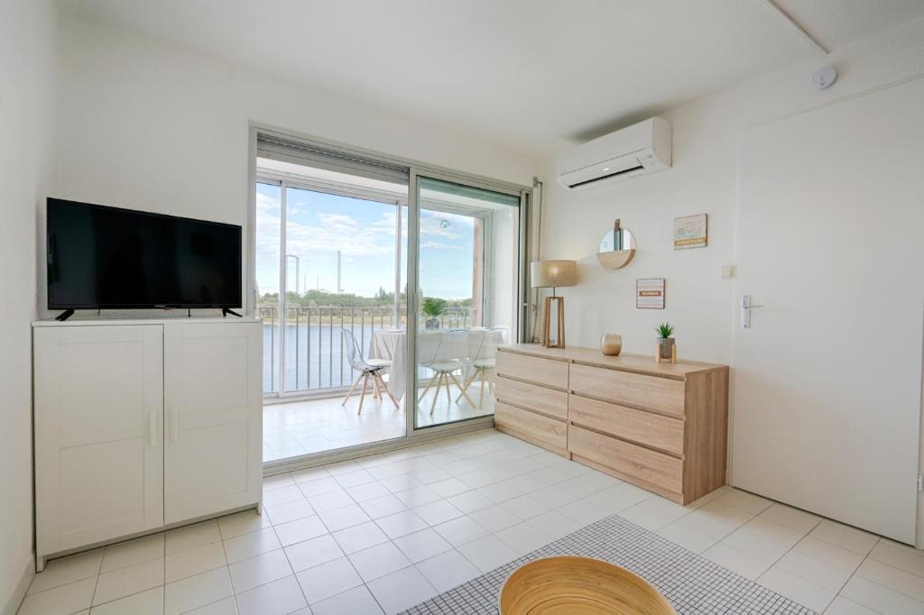 Appart 6 pers vue mer-piscine-parking-clim-wifi - 4