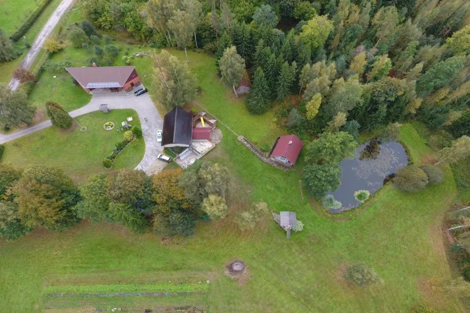 Guest House Pilskalni, Hotel in Rubene
