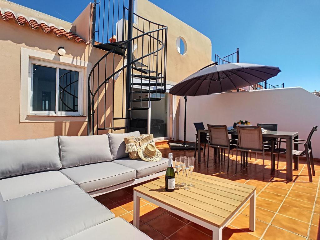2268-Penthouse with terrace seaview - 2
