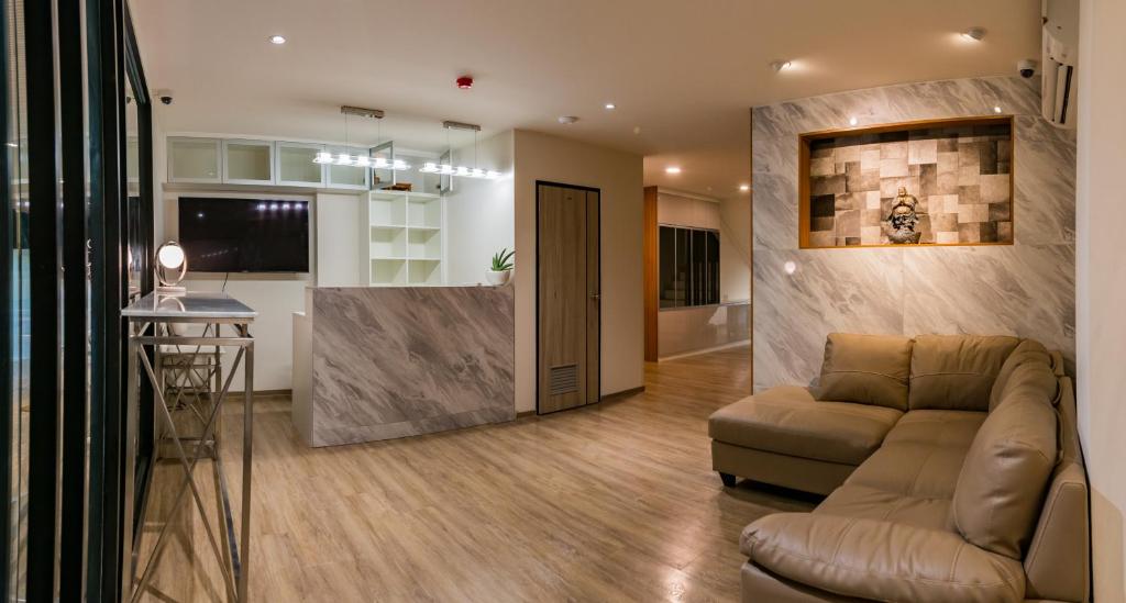 P18 Hotel
