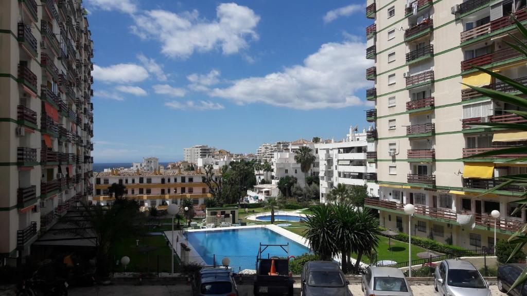 APARTAMENTO LAS NACIONES 2 - 4