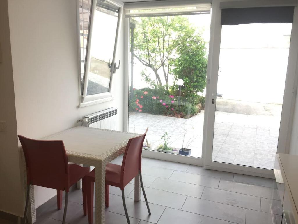 White Home. Casa Relax, piscina, free wi-fi & posto auto. 전경