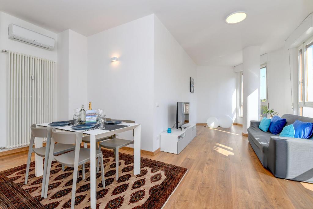 My Peschiera Town Home - 4