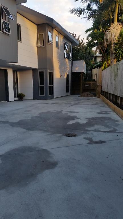 Edgehill - semi self-contained eco friendly home photo