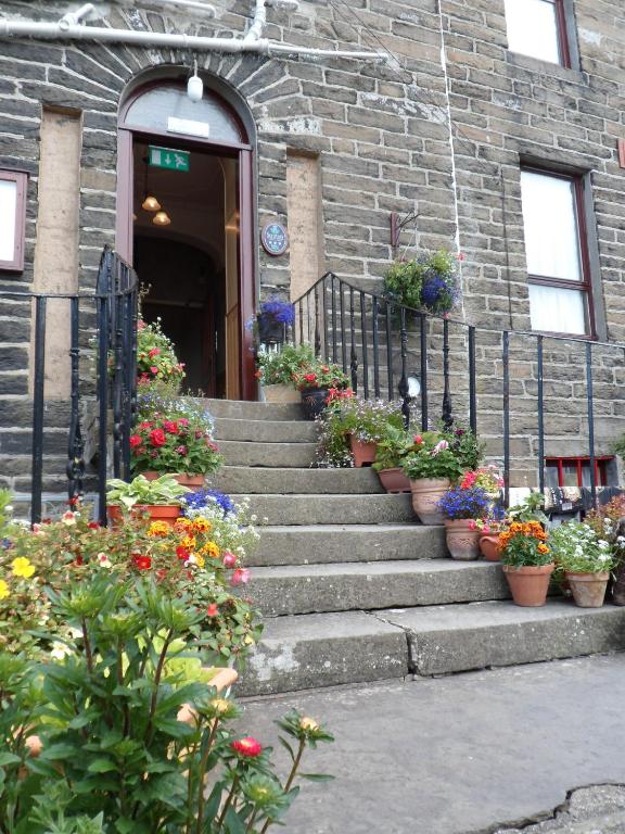 Nethercliffe Hotel photo