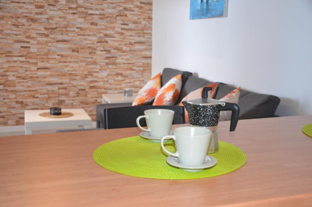 HOLIDAY APARTMENT PUERTA DEL SOL - 4