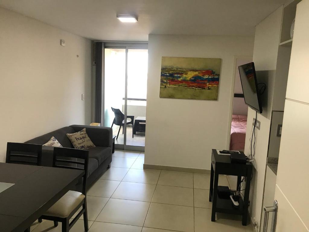Maria Reina - 4