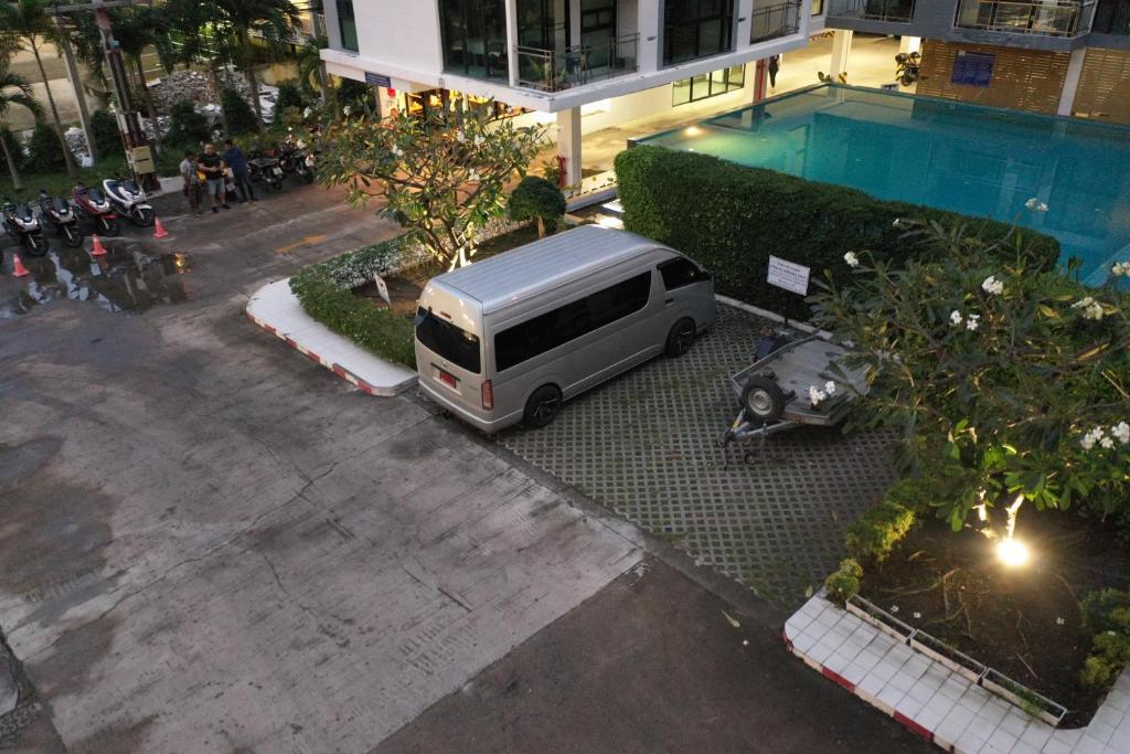 Neo Condo A302 and A303 photo