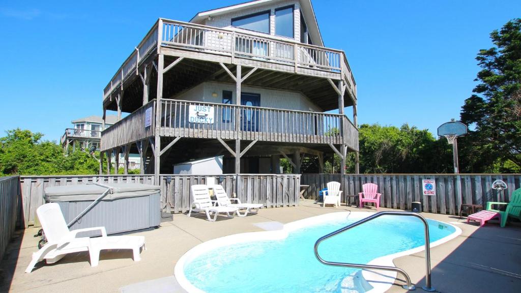 Beach Grass Breeze in Duck (NC) - reviews, prices | Planet of Hotels