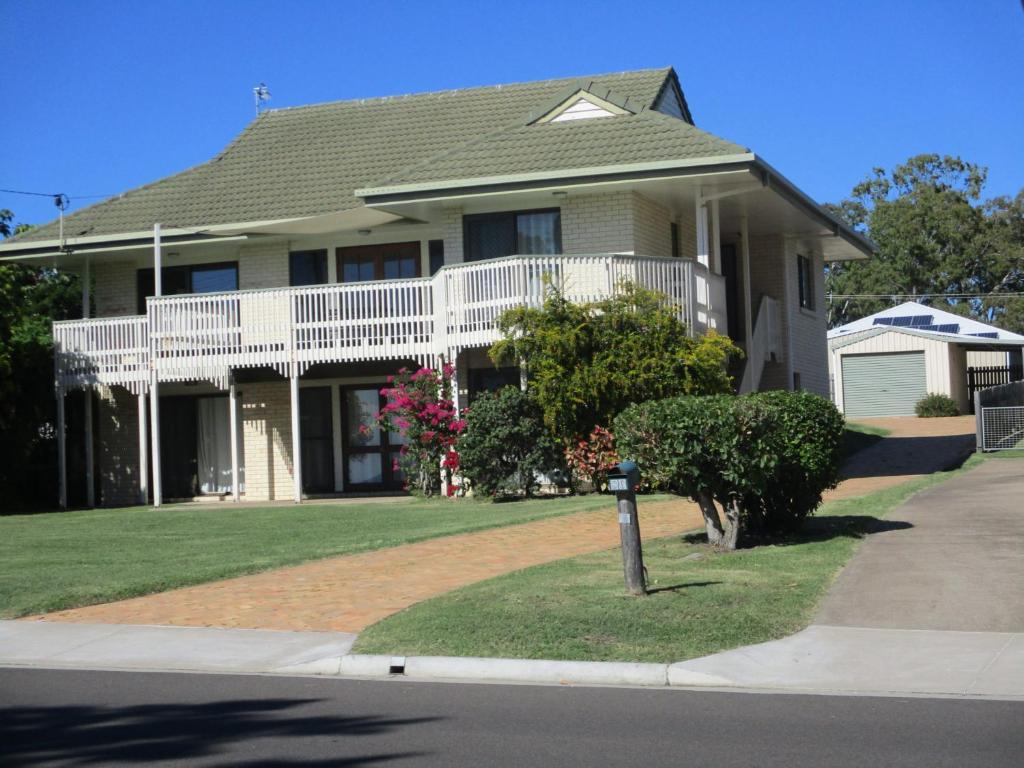 Поинт дома. Hervey Bay Australia.