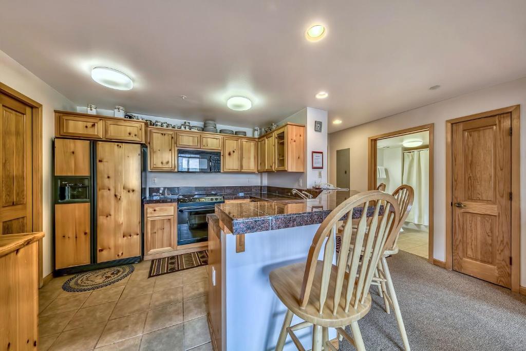 L306 Kirkwood Lodge photo