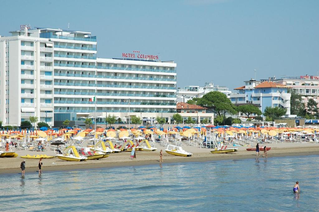 Hotel Columbus photo