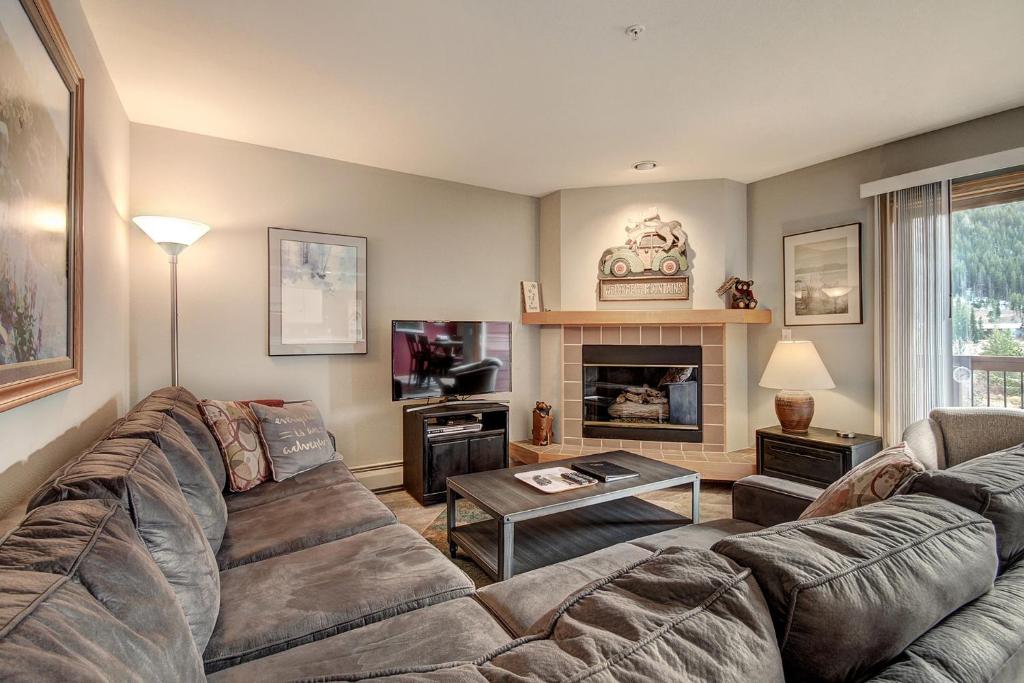 C213 Cinnamon Ridge Condo, Keystone
