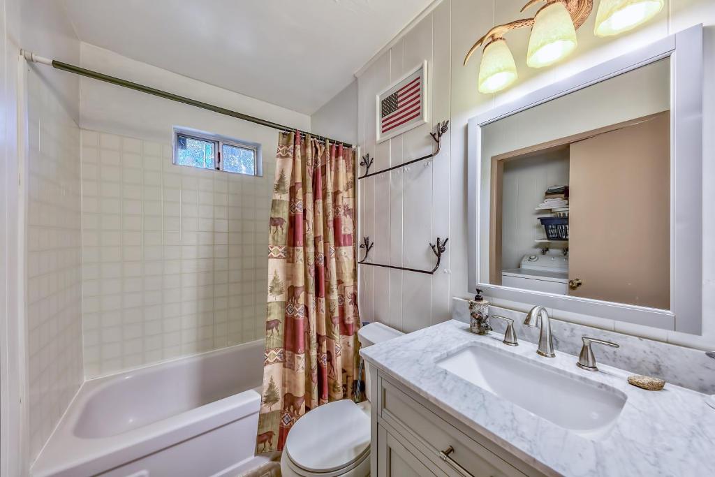 1625A Atroari Chalet photo